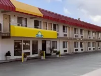 弗雷斯諾南戴斯飯店 弗雷斯諾住宿飯店