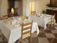 Villa Busta Hotel Отели в г. Монтебеллуна