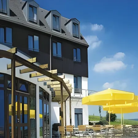 Trans World Hotel Kranichhöhe Отели в г. Мух