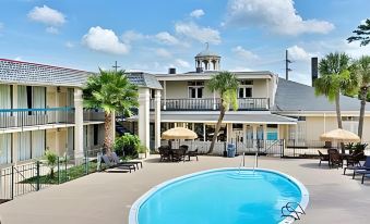 Carmel Inn and Suites Thibodaux