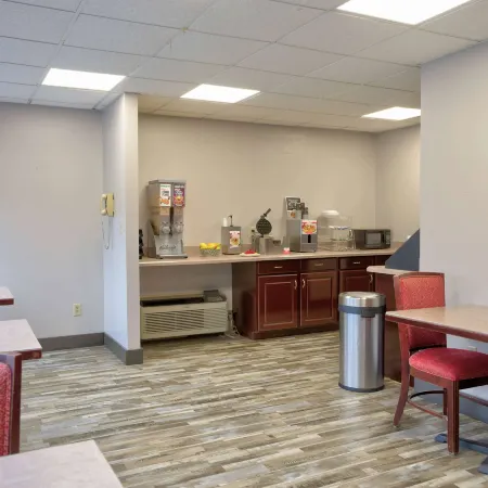Days Inn by Wyndham Harriman