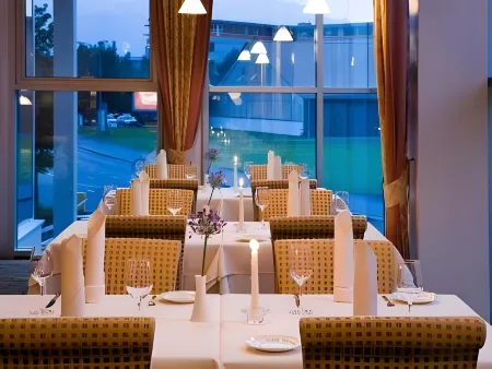 Hotel Penz West Отели в г. Gotzens