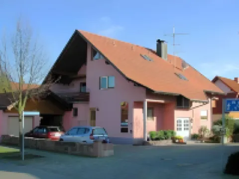 Gästehaus Alba - Garantiert Tickets für Rulantica Und Europa Park über Uns