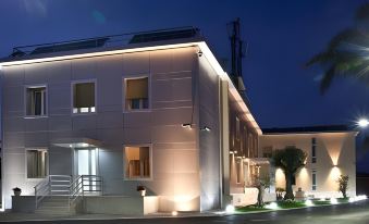 Plana Hotel
