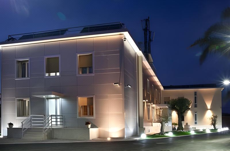 Plana Hotel