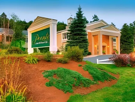 The Pointe at Castle Hill Resort & Spa