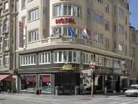 City Hotel Hotels near Hollerich Train Station