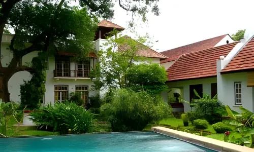 Old Harbour Hotel