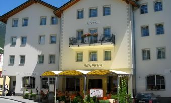 Hotel Arkanum