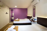 Paya Debloc Village Hotels in Tioman