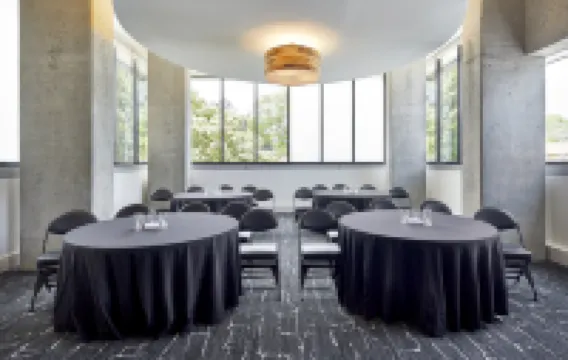 Hotel Indigo ATHENS DOWNTOWN - UNIV AREA by IHG