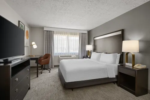 Holiday Inn & Suites ALBUQUERQUE AIRPORT by IHG - خدمة نقل من وإلى المطار