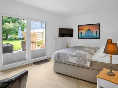 Strandläufer Hotels in der Nähe von Großsteingrab Süderholm