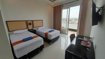 Hennoyustian Homestay Hotel dekat CV Toserba Sunan Drajat