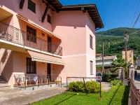 La Casa di Bianca Hotels in Dongo
