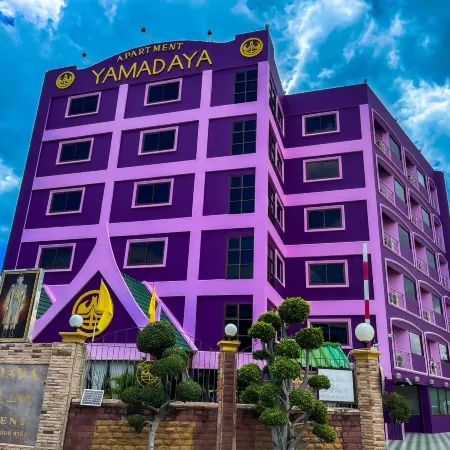 Yamadaya Apartment Отели рядом с достопримечательностью «Ват Куди Дао»