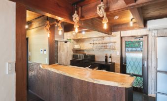 Ｇｌａｍｐｉｎｇ　Ｖｉｌｌａ　ＳＡＭＥＹＡ　ＡＷＡＪＩ