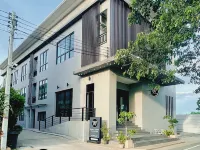 考維韋恩旅館 巴衝住宿飯店