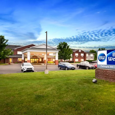 Best Western Palmyra Inn  Suites Hotels in Wayne County