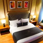 Indigo Heights Hotel & Suites Hotel dekat Lahore Junction railway station