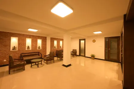 GALLERY PARK  HOTEL Отели рядом с достопримечательностью «City Motorbike»