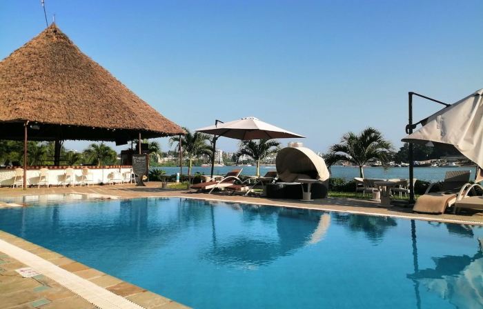 CityBlue Creekside Hotel & Suites