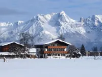 Contemporary Apartment in Maishofen Near Ski Area