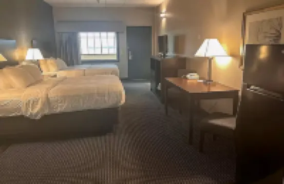 Suburban Studios Hotels in Williams County