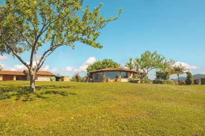 Casale Poggio Nebbia - Agriturismo Hotel in zona acquedotto delle arcatelle o monterozzi