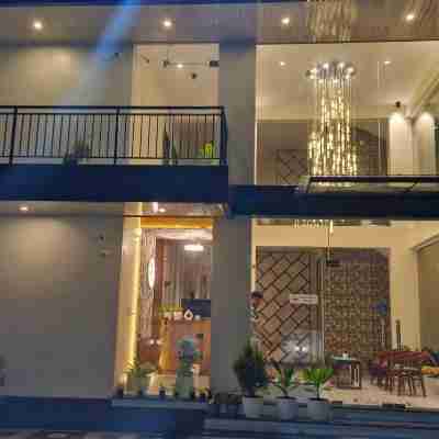 Evara Enclave Residency Hotel Exterior