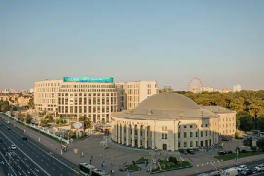 Naprotiv Belorusskogo Tsirka Apartments