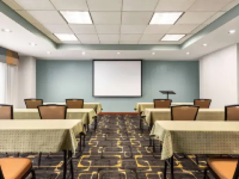 Wyndham Garden Duluth Hotels in Duluth