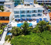 Bombinhas Blue Suítes