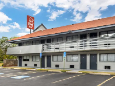 โฮมทาวน์ สตูดิโอส์ กรีนวิลล์ โรงแรมในกรีนวิลล์