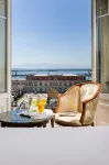 Mediterranean Palace - Romantic