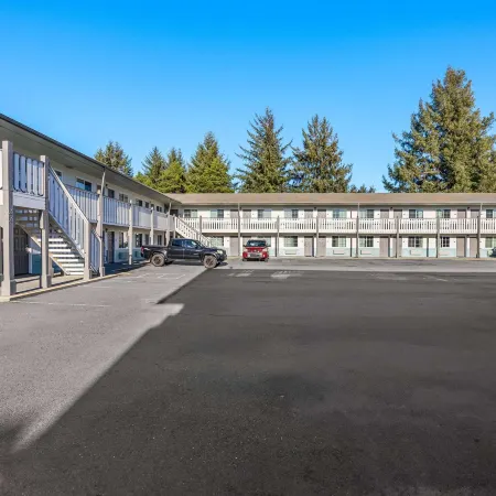 Super 8 by Wyndham Crescent City