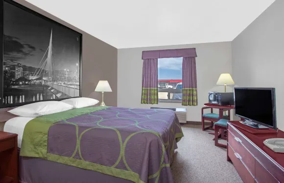 波蒂奇拉普雷裏速8酒店