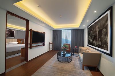Deluxe King Suite Hyatt Regency Dehradun Photo