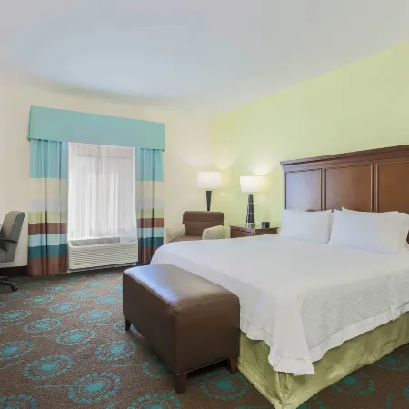 Hampton Inn & Suites Wheeling-The Highlands