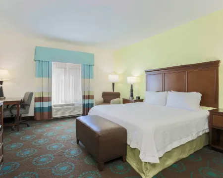 Hampton Inn & Suites Wheeling-The Highlands Hotels in Ohio County
