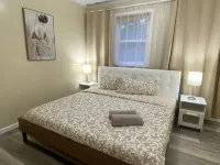 Luxury Pocono Home•Private Heated Pool•Hot Tub•10Min to Camelback Resort - 4 星級