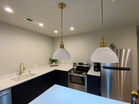 Premium Accommodations for up to 6 people in the heart of Downtown Greensburg