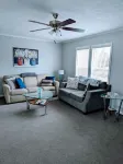 Country Cottage on the Lakeshore--Few Minutes from Beach