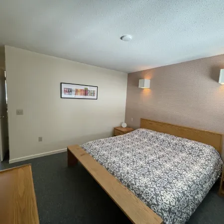 Private 2Bd 2Bath - Sleeps 5/6 Town home In Stowe VT - 15min From The Mountain