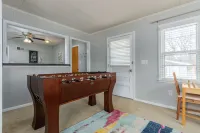 ~Cozy & Family Friendly Home~  Game Room | Self Check-in | FAST WiFi|