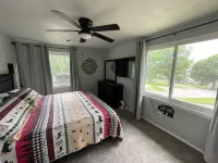 Beautiful cabin by the Lake