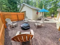 Riverside Retreat: Beautiful River Views & Pet Friendly Hotels in Lake County