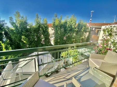 "MOTTOLA APARTMENT" Suite 200 mt from the sea