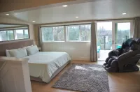 Breathtaking Sierra Foothills Sunset Views w/Hot Tub, Volleyball, and EV Charger