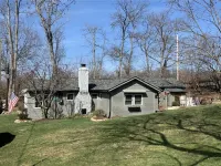 Lakeview retreat with beach access. Stylish home just steps from Deep Run Beach.
